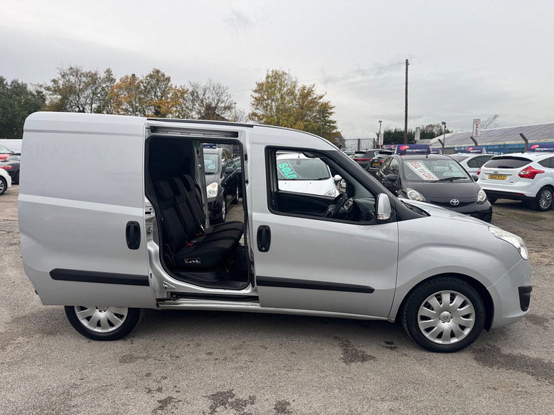 Vauxhall Combo 1.6 CDTi 2300 16v Sportive FWD L1 H1 (s/s) 3dr 3dr Manual 2026