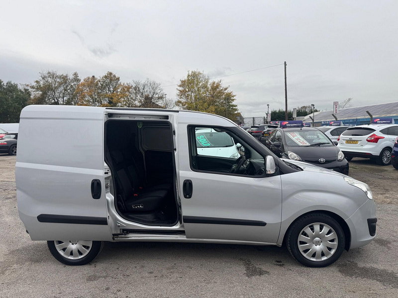 Vauxhall Combo 1.6 CDTi 2300 16v Sportive FWD L1 H1 (s/s) 3dr 3dr Manual 2026