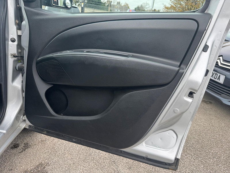 Vauxhall Combo 1.6 CDTi 2300 16v Sportive FWD L1 H1 (s/s) 3dr 3dr Manual 2025