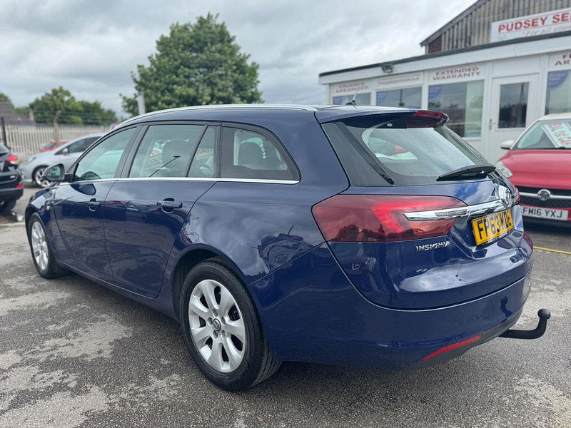Vauxhall Insignia 2.0 CDTi ecoFLEX Design Sports Tourer Euro 5 (s/s) 5dr 5dr Manual 2025
