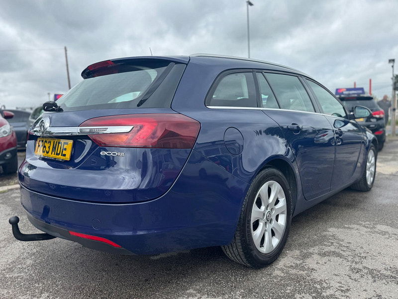 Vauxhall Insignia 2.0 CDTi ecoFLEX Design Sports Tourer Euro 5 (s/s) 5dr 5dr Manual 2025