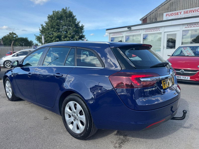 Vauxhall Insignia 2.0 CDTi ecoFLEX Design Sports Tourer Euro 5 (s/s) 5dr 5dr Manual 2025