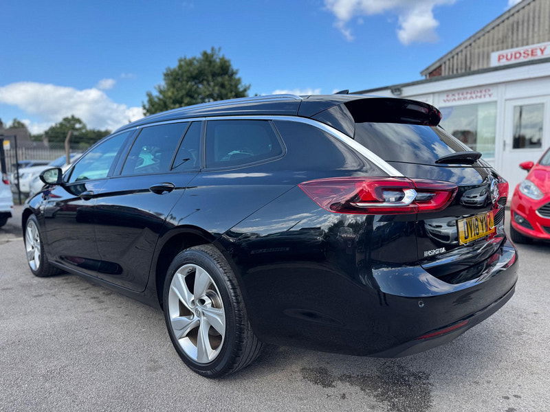 Vauxhall Insignia 2.0 Turbo D BlueInjection SRi Nav Sports Tourer Auto Euro 6 (s/s) 5dr 5dr Automatic 2025