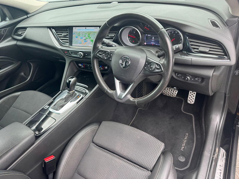 Vauxhall Insignia 2.0 Turbo D BlueInjection SRi Nav Sports Tourer Auto Euro 6 (s/s) 5dr 5dr Automatic 2025