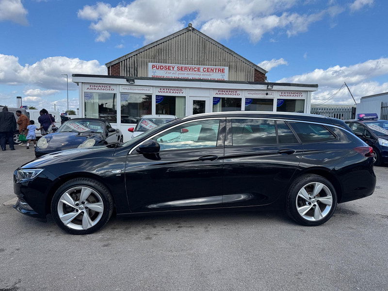 Vauxhall Insignia 2.0 Turbo D BlueInjection SRi Nav Sports Tourer Auto Euro 6 (s/s) 5dr 5dr Automatic 2025