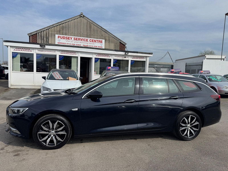 Vauxhall Insignia 2.0 Turbo D BlueInjection Tech Line Nav Sports Tourer Euro 6 (s/s) 5dr 5dr Manual 2025