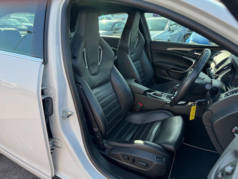 Vauxhall Insignia 2.8T V6 VXR SuperSport 4WD Euro 6 5dr 5dr Manual 2026