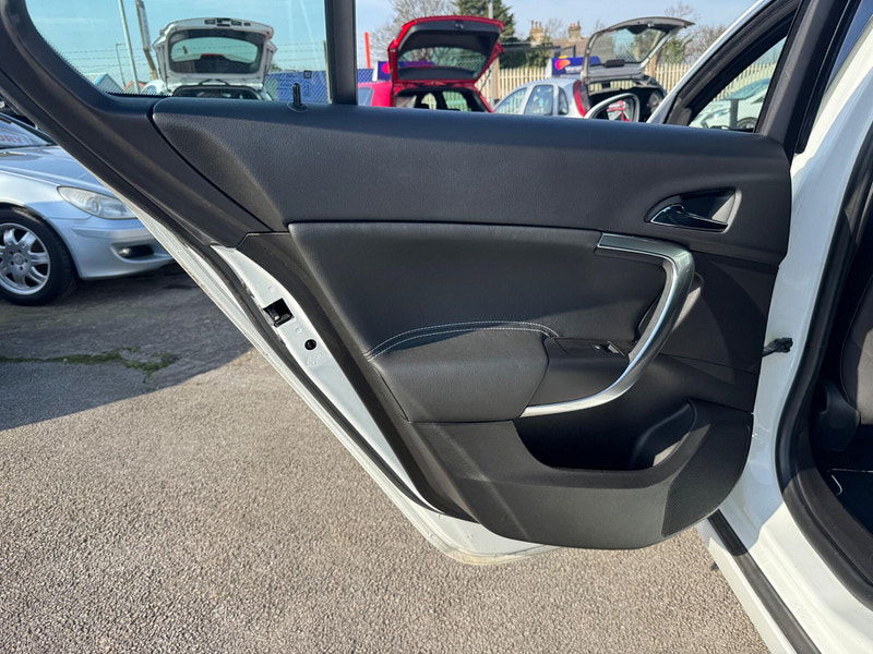 Vauxhall Insignia 2.8T V6 VXR SuperSport 4WD Euro 6 5dr 5dr Manual 2026