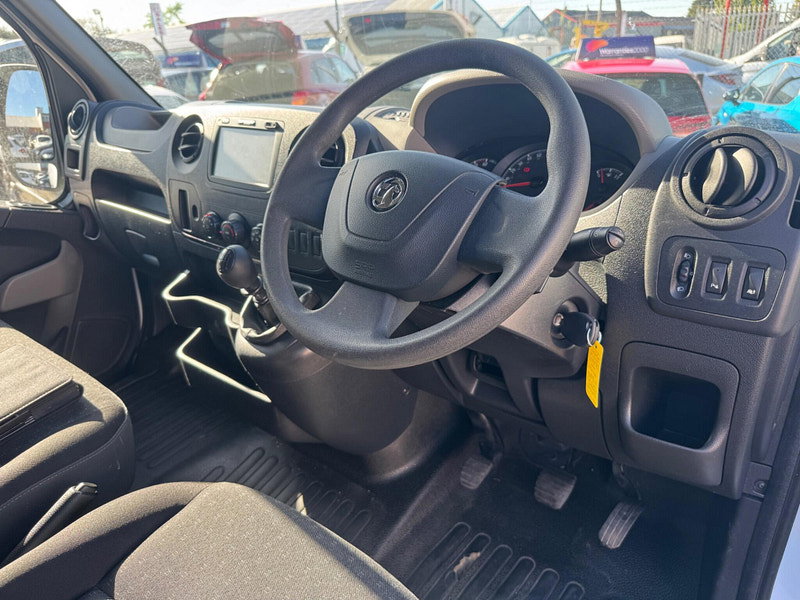 Vauxhall Movano 2.3 CDTi 2800 FWD L1 H1 Euro 5 5dr 5dr Manual 2026