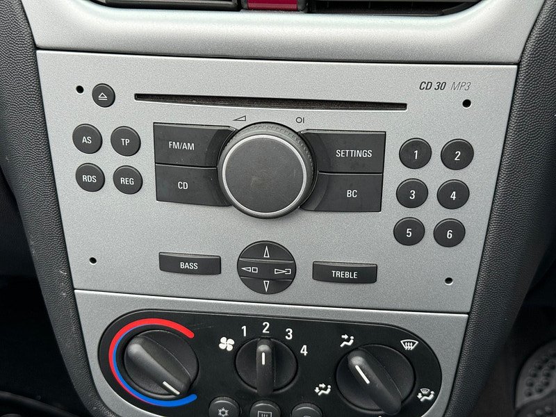 Vauxhall Tigra 1.4i 16v Exclusiv 2dr (a/c) 2dr Manual 2024