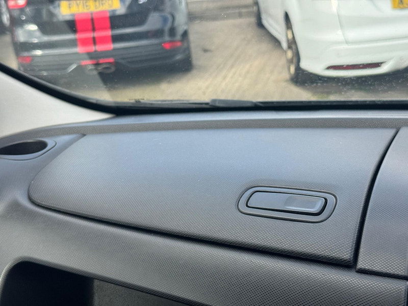 Vauxhall Vivaro 1.6 CDTi 2700 BiTurbo ecoFLEX Sportive L1 H1 Euro 5 (s/s) 5dr 5dr Manual 2026