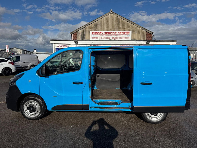 Vauxhall Vivaro 1.6 CDTi 2900 BiTurbo ecoFLEX L1 H1 Euro 5 (s/s) 5dr 5dr Manual 2026
