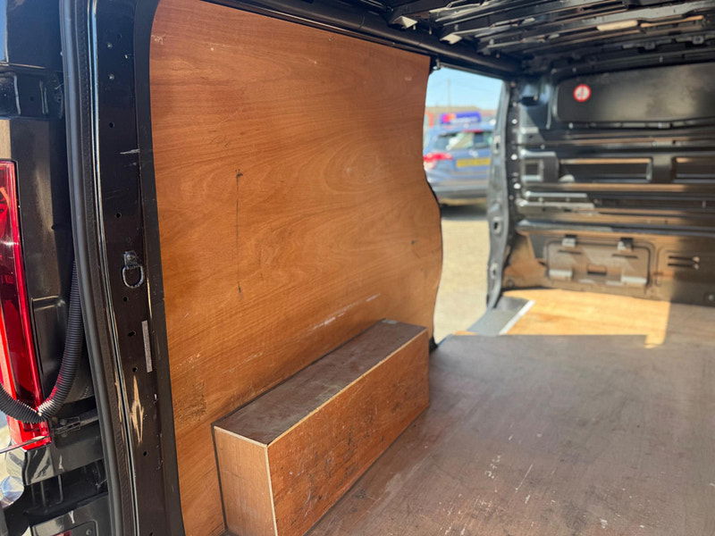 Vauxhall Vivaro 1.6 CDTi 2900 Sportive L2 H1 Euro 5 5dr 5dr Manual 2026