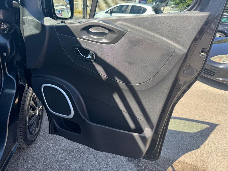 Vauxhall Vivaro 1.6 CDTi 2900 Sportive L2 H1 Euro 5 5dr 5dr Manual 2026