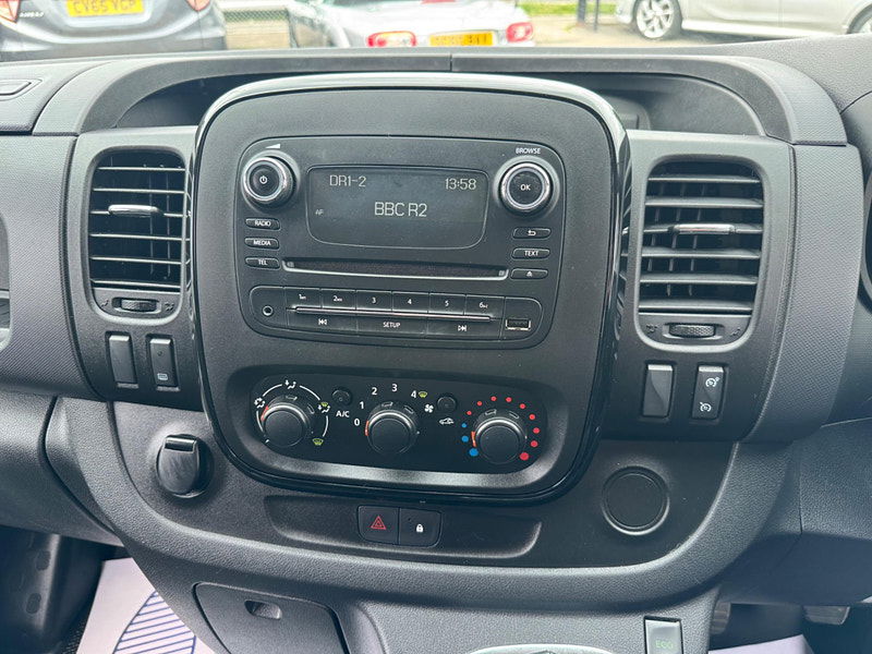 Vauxhall Vivaro 1.6 CDTi 2900 Sportive L2 H1 Euro 6 5dr 5dr Manual 2025
