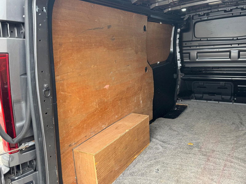 Vauxhall Vivaro 1.6 CDTi 2900 Sportive L2 H1 Euro 6 5dr 5dr Manual 2026