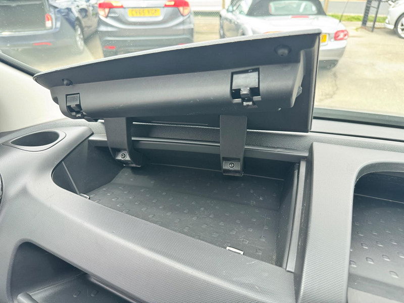 Vauxhall Vivaro 1.6 CDTi 2900 Sportive L2 H1 Euro 6 5dr 5dr Manual 2026