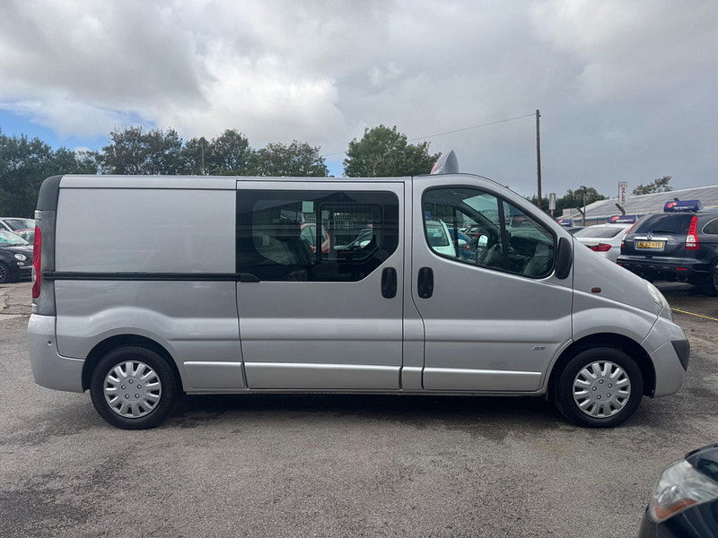 Vauxhall Vivaro 2.0 2900 CDTi Sportive Crew Van FWD L3 5dr 5dr Manual 2025