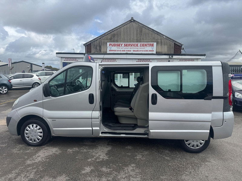 Vauxhall Vivaro 2.0 2900 CDTi Sportive Crew Van FWD L3 5dr 5dr Manual 2025