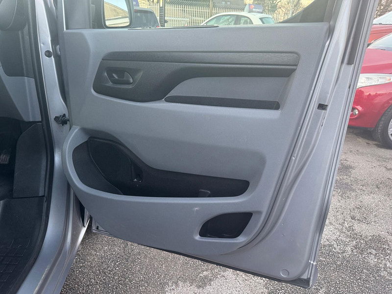 Vauxhall Vivaro 2.0 Turbo D 3100 Sportive L2 H1 Euro 6 (s/s) 5dr 5dr Manual 2026