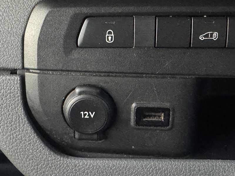 Vauxhall Vivaro 2.0 Turbo D 3100 Sportive L2 H1 Euro 6 (s/s) 5dr 5dr Manual 2026