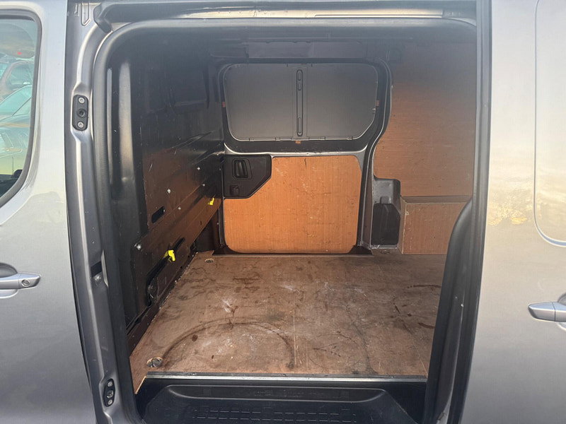 Vauxhall Vivaro 2.0 Turbo D 3100 Sportive L2 H1 Euro 6 (s/s) 5dr 5dr Manual 2026