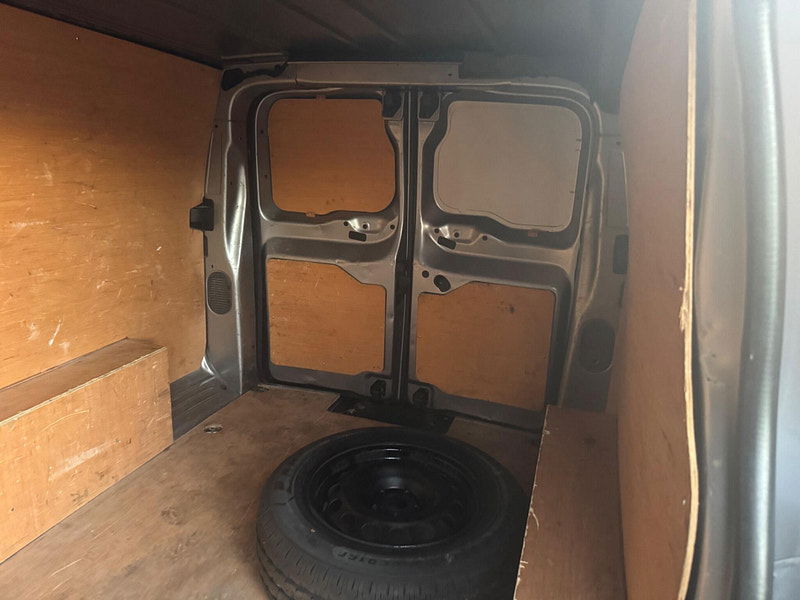 Vauxhall Vivaro 2.0 Turbo D 3100 Sportive L2 H1 Euro 6 (s/s) 5dr 5dr Manual 2026