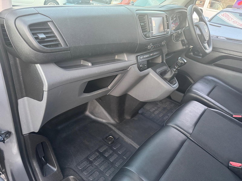 Vauxhall Vivaro 2.0 Turbo D 3100 Sportive L2 H1 Euro 6 (s/s) 5dr 5dr Manual 2026