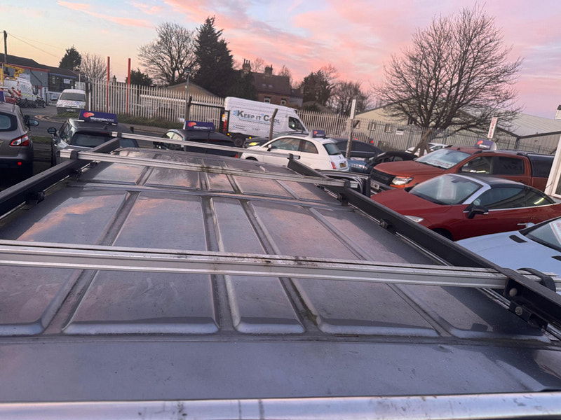 Vauxhall Vivaro 2.0 Turbo D 3100 Sportive L2 H1 Euro 6 (s/s) 5dr 5dr Manual 2026