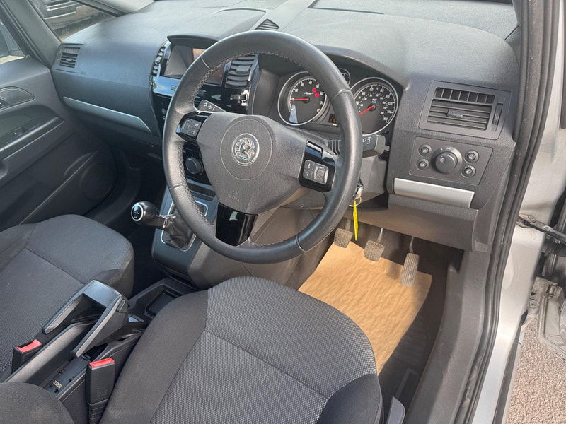 Vauxhall Zafira 1.6 16V Excite Euro 5 5dr 5dr Manual 2025