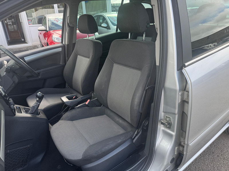 Vauxhall Zafira 1.6 16V Excite Euro 5 5dr 5dr Manual 2025