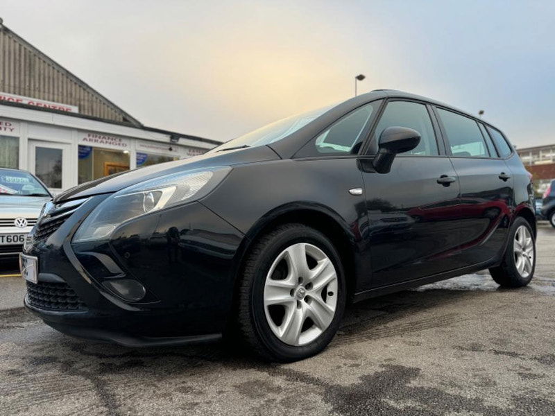 Vauxhall Zafira Tourer 2.0 CDTi Exclusiv Euro 5 5dr 5dr Manual 2025