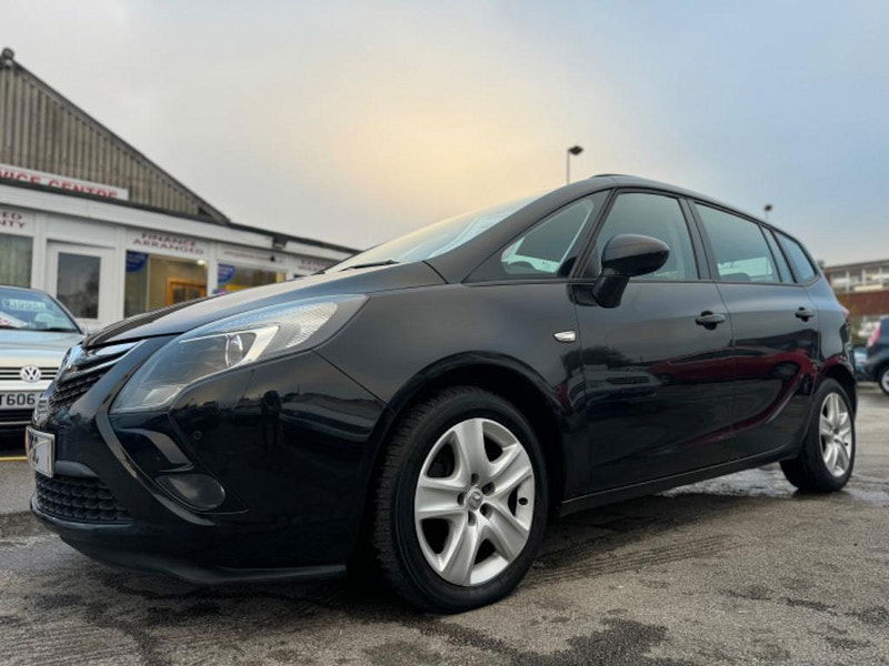 Vauxhall Zafira Tourer 2.0 CDTi Exclusiv Euro 5 5dr 5dr Manual 2025