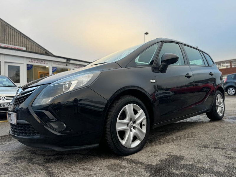 Vauxhall Zafira Tourer 2.0 CDTi Exclusiv Euro 5 5dr 5dr Manual 2025
