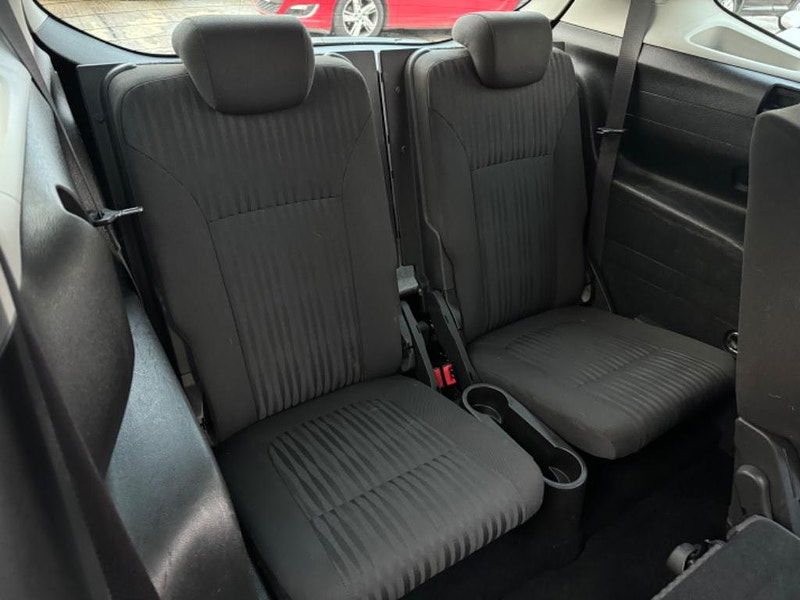 Vauxhall Zafira Tourer 2.0 CDTi Exclusiv Euro 5 5dr 5dr Manual 2025