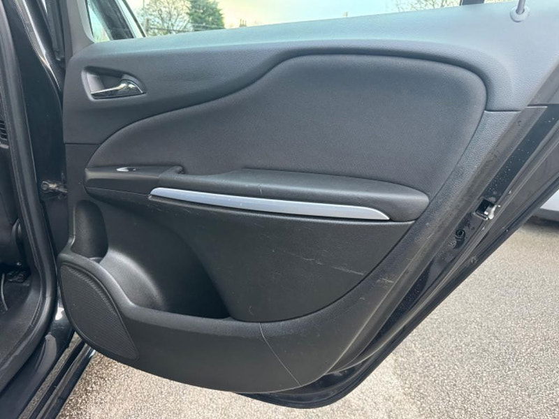 Vauxhall Zafira Tourer 2.0 CDTi Exclusiv Euro 5 5dr 5dr Manual 2025