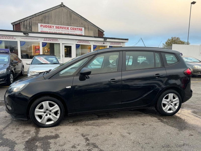 Vauxhall Zafira Tourer 2.0 CDTi Exclusiv Euro 5 5dr 5dr Manual 2025