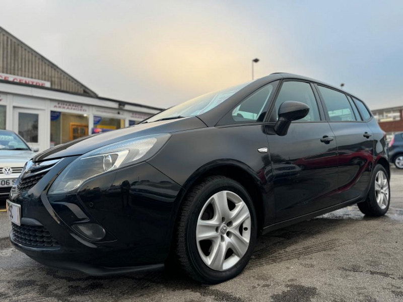 Vauxhall Zafira Tourer 2.0 CDTi Exclusiv Euro 5 5dr 5dr Manual 2025