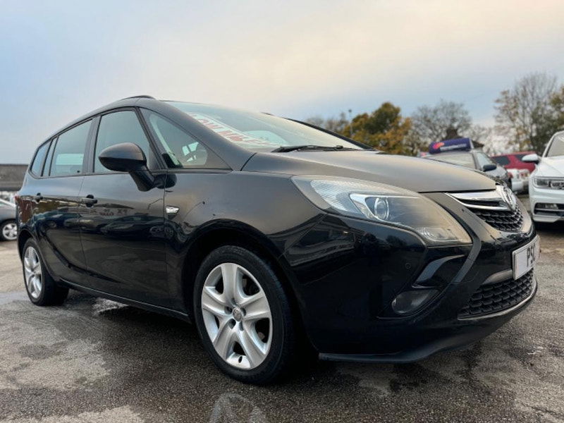 Vauxhall Zafira Tourer 2.0 CDTi Exclusiv Euro 5 5dr 5dr Manual 2025