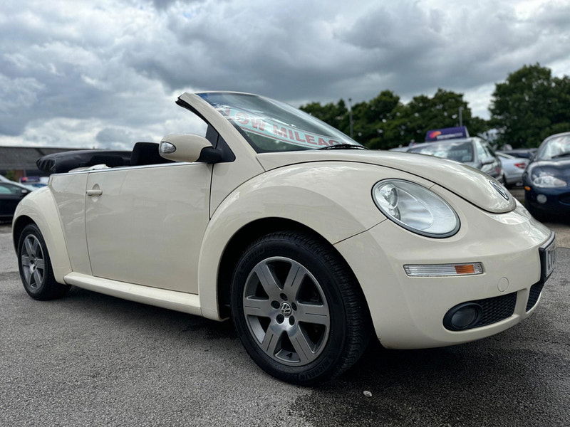 Volkswagen Beetle 1.6 Luna Cabriolet Euro 4 2dr 2dr Manual 2024