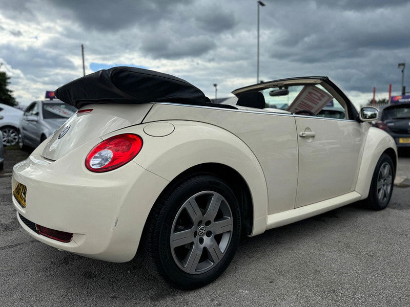 Volkswagen Beetle 1.6 Luna Cabriolet Euro 4 2dr 2dr Manual 2024