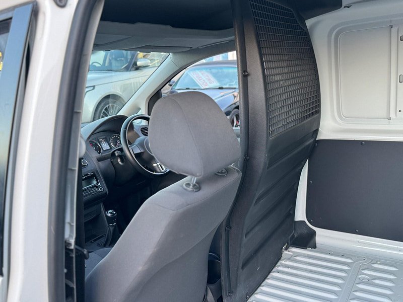 Volkswagen Caddy 1.6 TDI BlueMotion Tech C20 Highline L1 H1 4dr 4dr Manual 2024