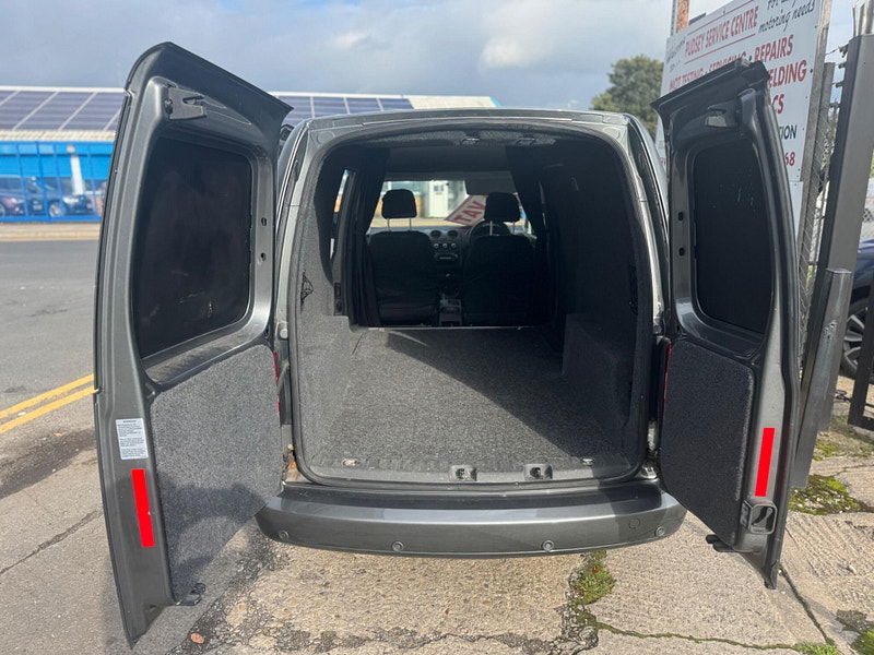 Volkswagen Caddy Maxi 1.6 TDi BlueMotion Tech C20 Maxi FWD 5dr 5dr Manual 2025