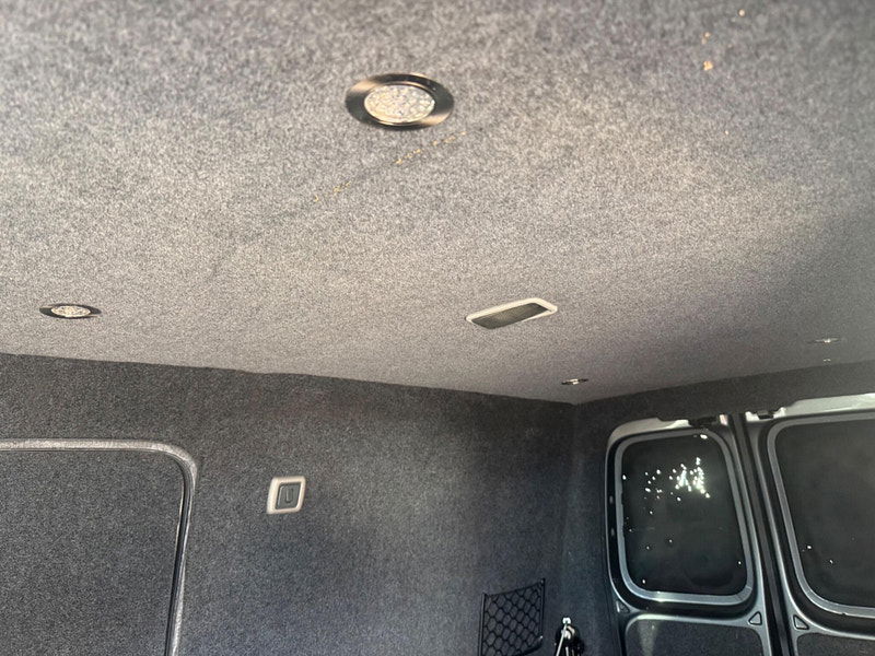 Volkswagen Caddy Maxi 1.6 TDi BlueMotion Tech C20 Maxi FWD 5dr 5dr Manual 2025