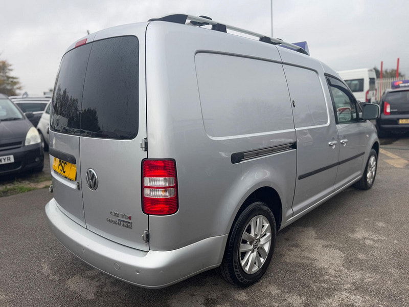 Volkswagen Caddy Maxi 1.6 TDi BlueMotion Tech C20 Maxi Highline FWD 5dr 5dr Manual 2025
