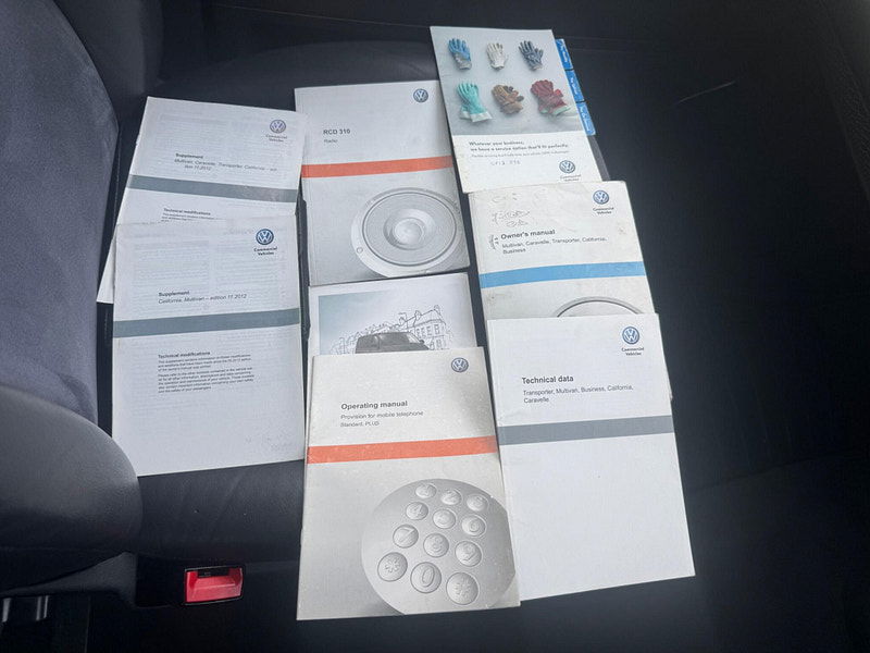 Volkswagen Caravelle 2.0 BiTDI BlueMotion Tech Executive MPV 5dr Diesel Manual Euro 5 (s/s) (180 ps) 5dr Manual 2025