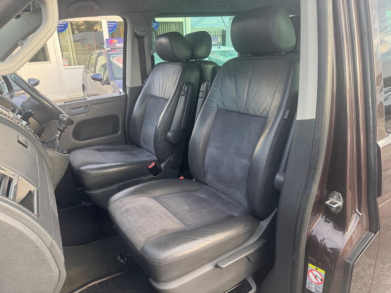 Volkswagen Caravelle 2.0 BiTDI BlueMotion Tech Executive MPV 5dr Diesel Manual Euro 5 (s/s) (180 ps) 5dr Manual 2025