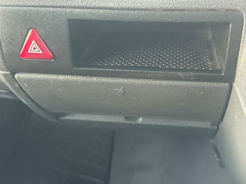 Volkswagen Caravelle 2.0 BiTDI BlueMotion Tech Executive MPV 5dr Diesel Manual Euro 5 (s/s) (180 ps) 5dr Manual 2025