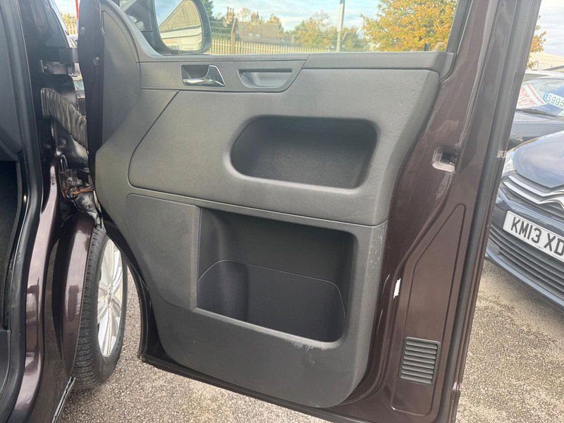 Volkswagen Caravelle 2.0 BiTDI BlueMotion Tech Executive MPV 5dr Diesel Manual Euro 5 (s/s) (180 ps) 5dr Manual 2025