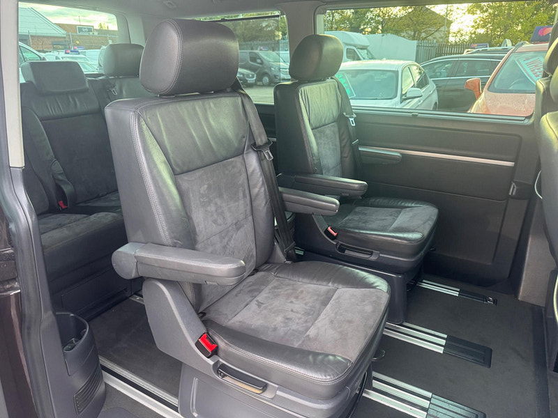 Volkswagen Caravelle 2.0 BiTDI BlueMotion Tech Executive MPV 5dr Diesel Manual Euro 5 (s/s) (180 ps) 5dr Manual 2025